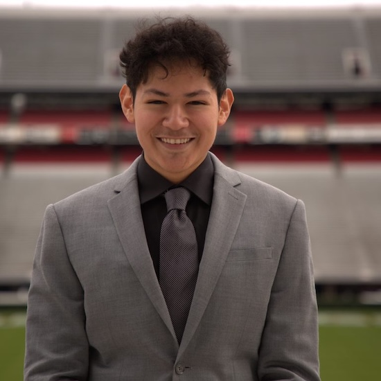 Alberto Bustamante ’23