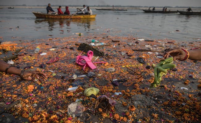 Plastic waste in the Ganges